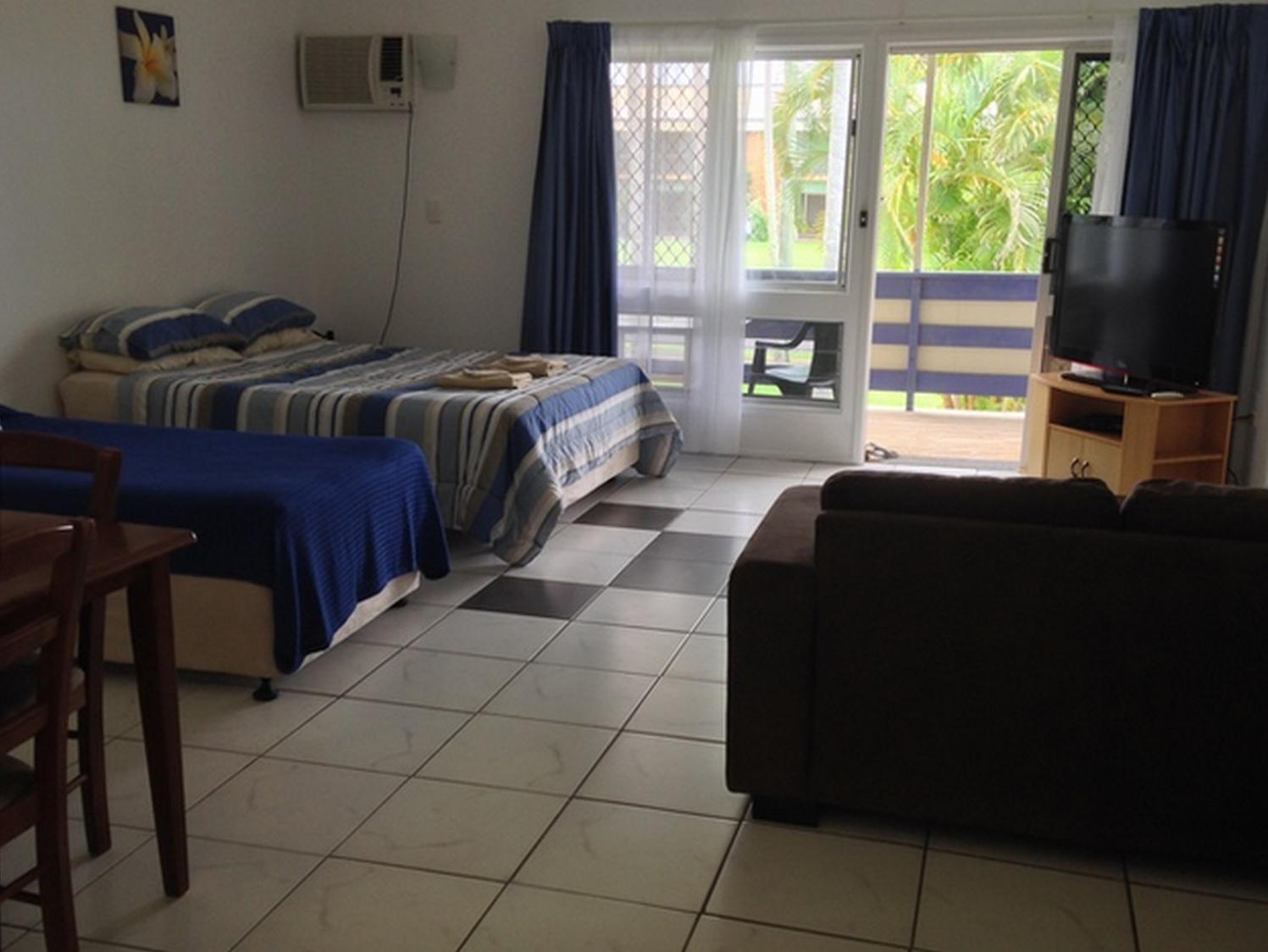 Cardwell Beachfront Motel Bagian luar foto